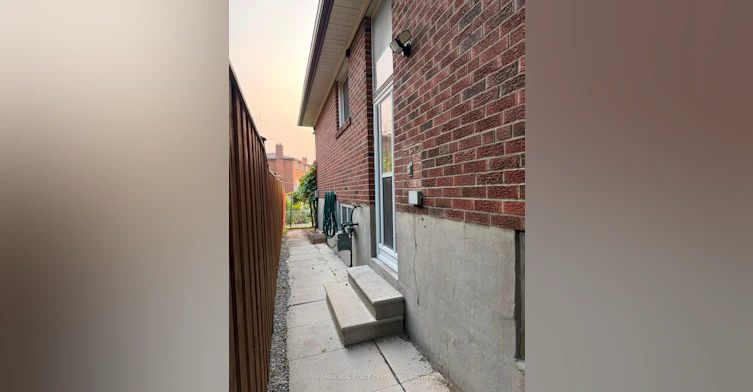 Basement-82 Sharpecroft Boulevard, Toronto, ON, M3J 1P4