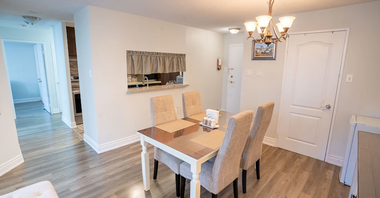 212-4185 Shipp Drive, Mississauga, ON, L4Z 2Y8 - 4