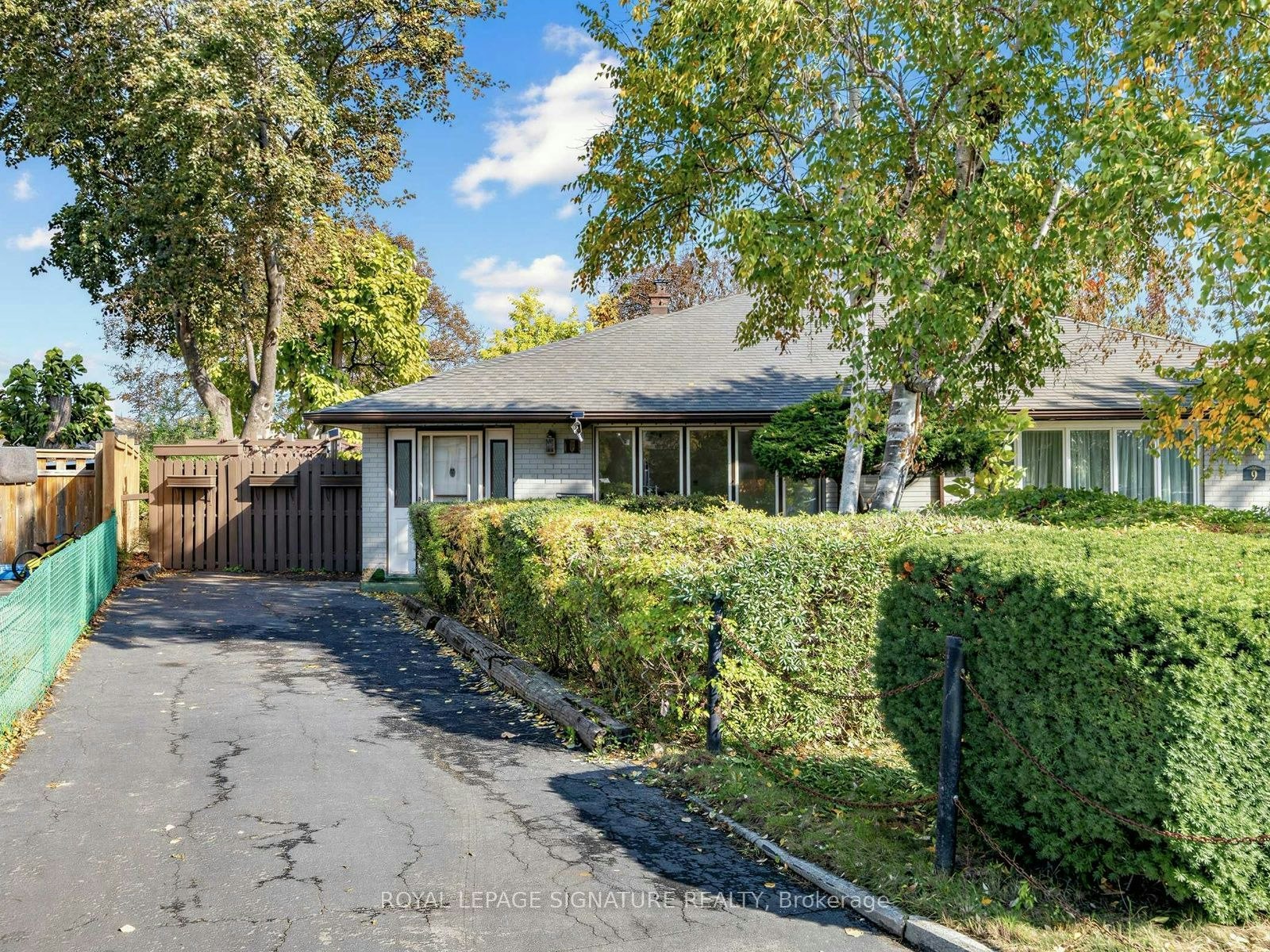 11 Albion Crescent, Brampton, ON, L6T 1L3