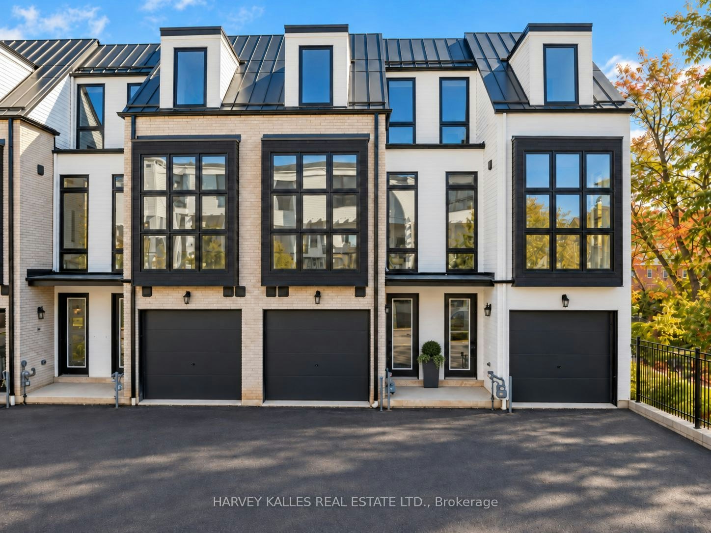 3-138 East Street, Oakville, ON, L6L 0H9