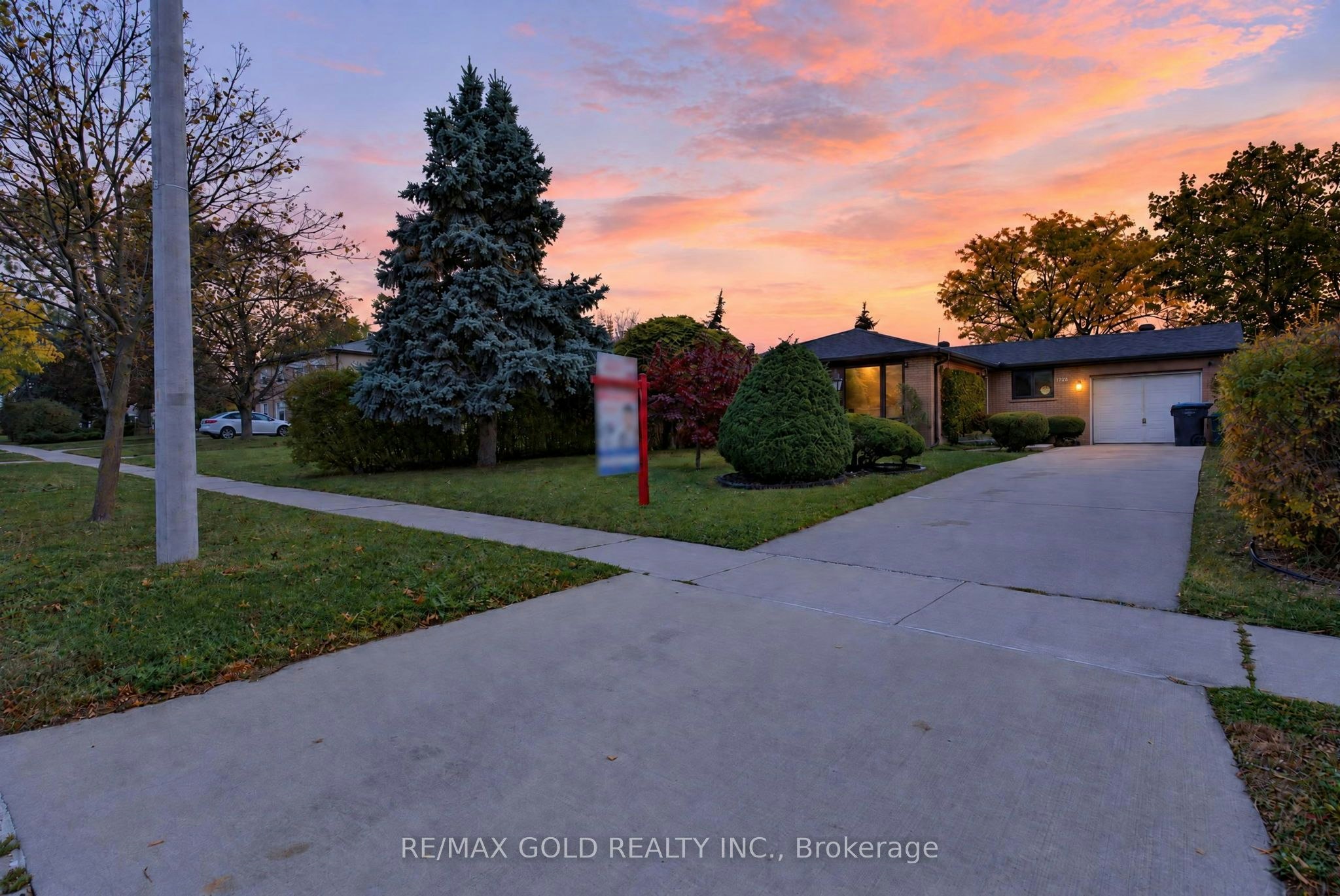 722 Balmoral Drive, Brampton, ON, L6T 1X4