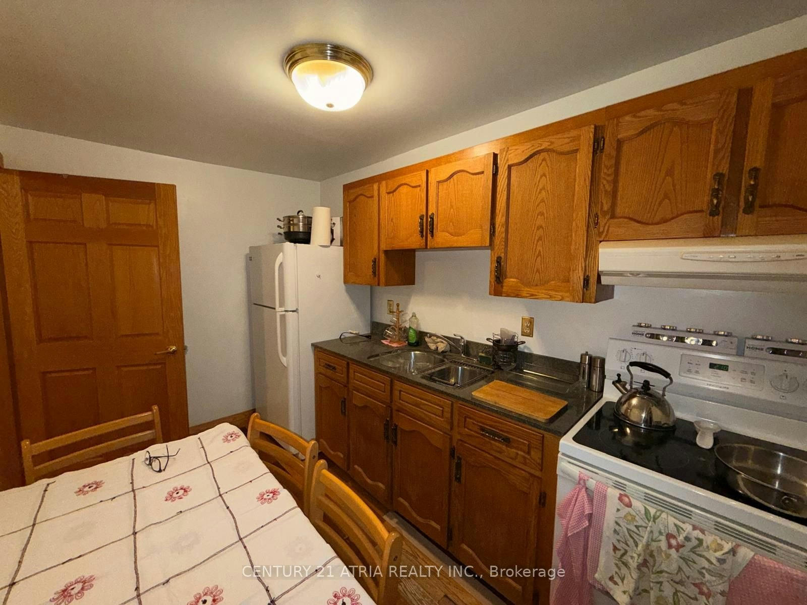 74 Millicent Street, Toronto, ON, M6H 1W4 - 7