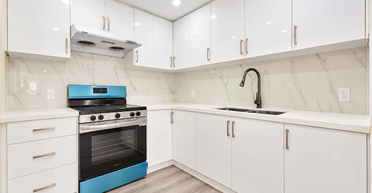 21 Plentywood Drive, Brampton, ON, L6Y 0C1 - 9