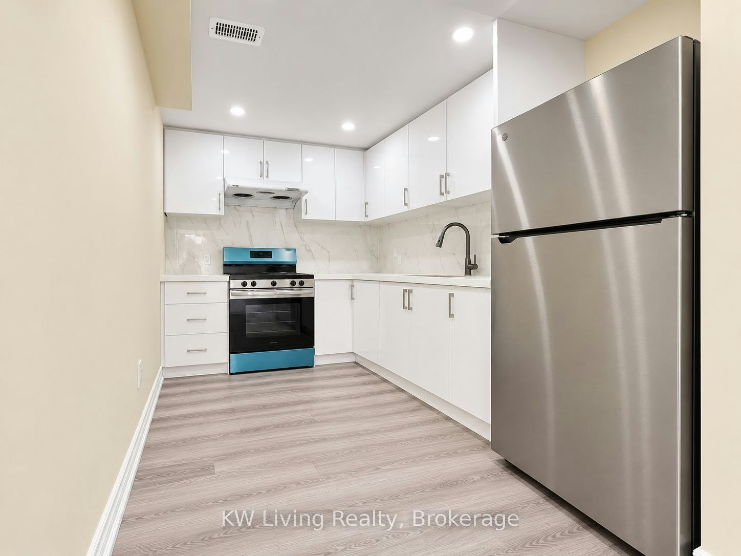 21 Plentywood Drive, Brampton, ON, L6Y 0C1 - 8