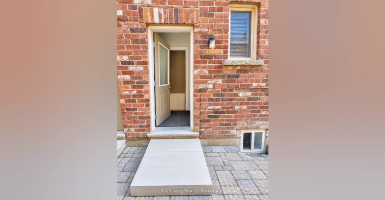21 Plentywood Drive, Brampton, ON, L6Y 0C1 - 2