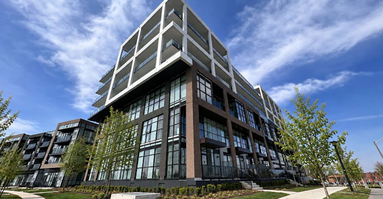 215-50 George Butchart Drive, Toronto, ON, M3K 0C9