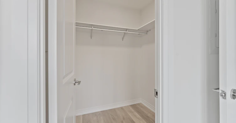 410-15 Watergarden Drive, Mississauga, ON, L5R 0H4 - 29
