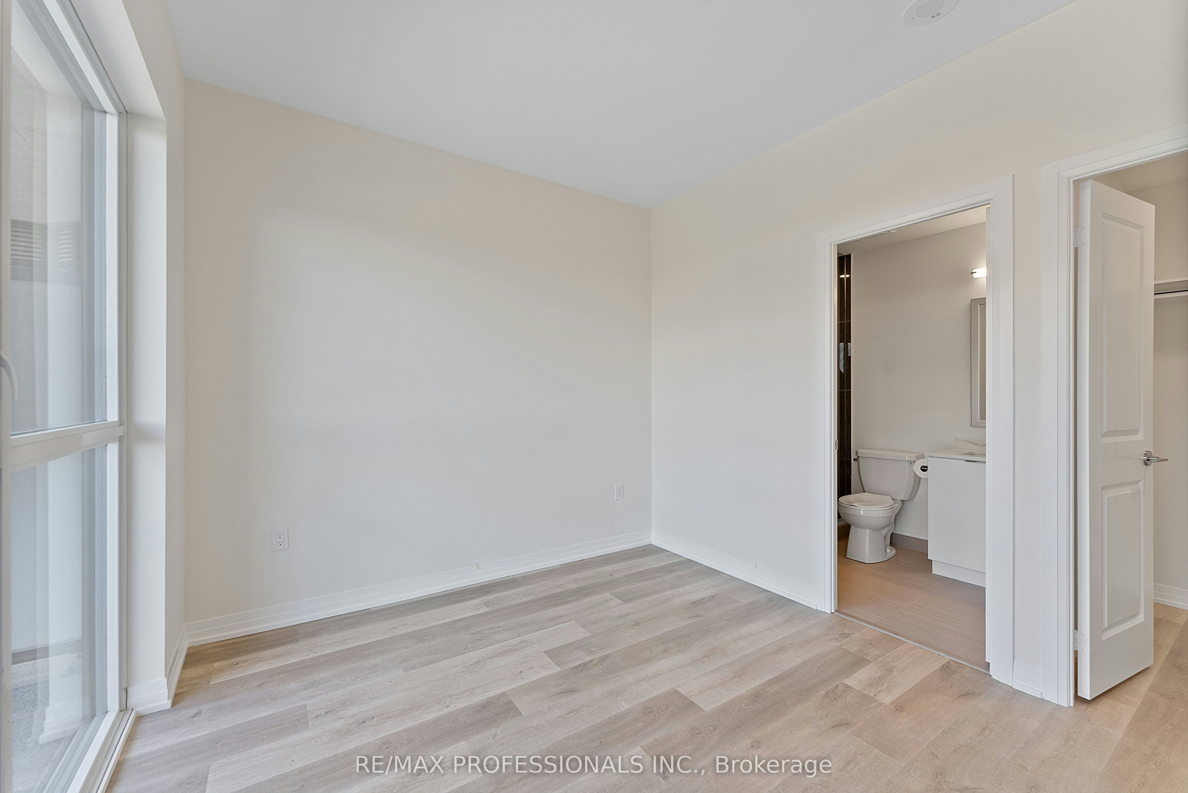 410-15 Watergarden Drive, Mississauga, ON, L5R 0H4 - 27