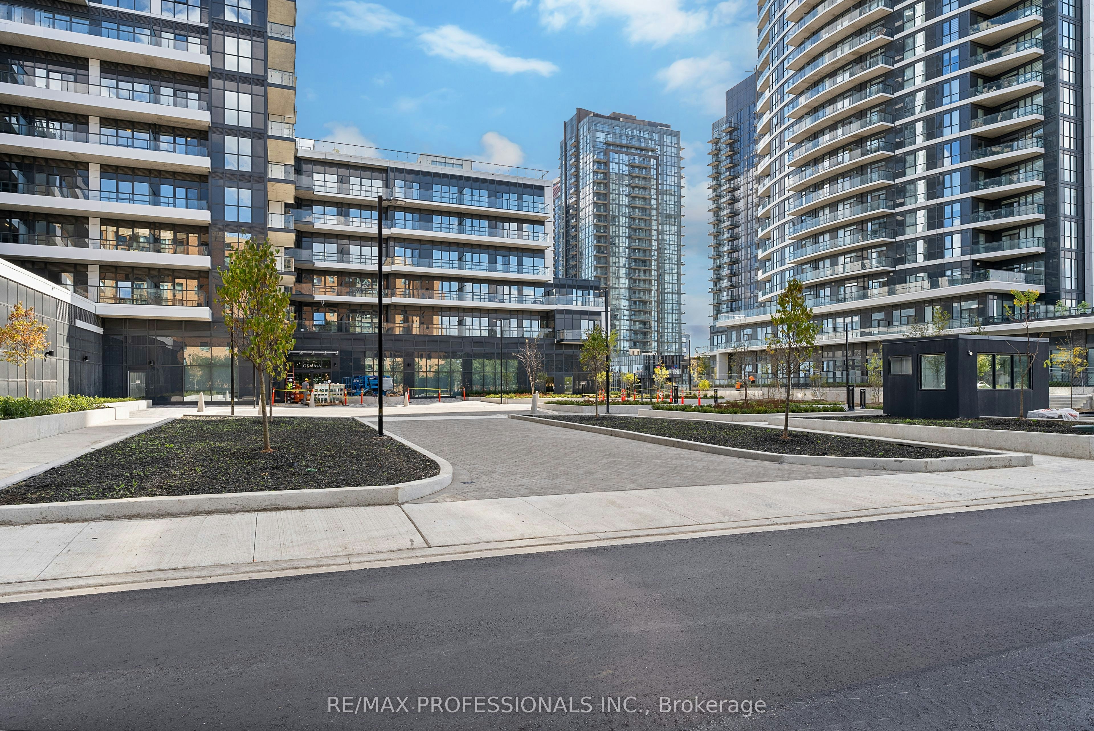 410-15 Watergarden Drive, Mississauga, ON, L5R 0H4 - 39