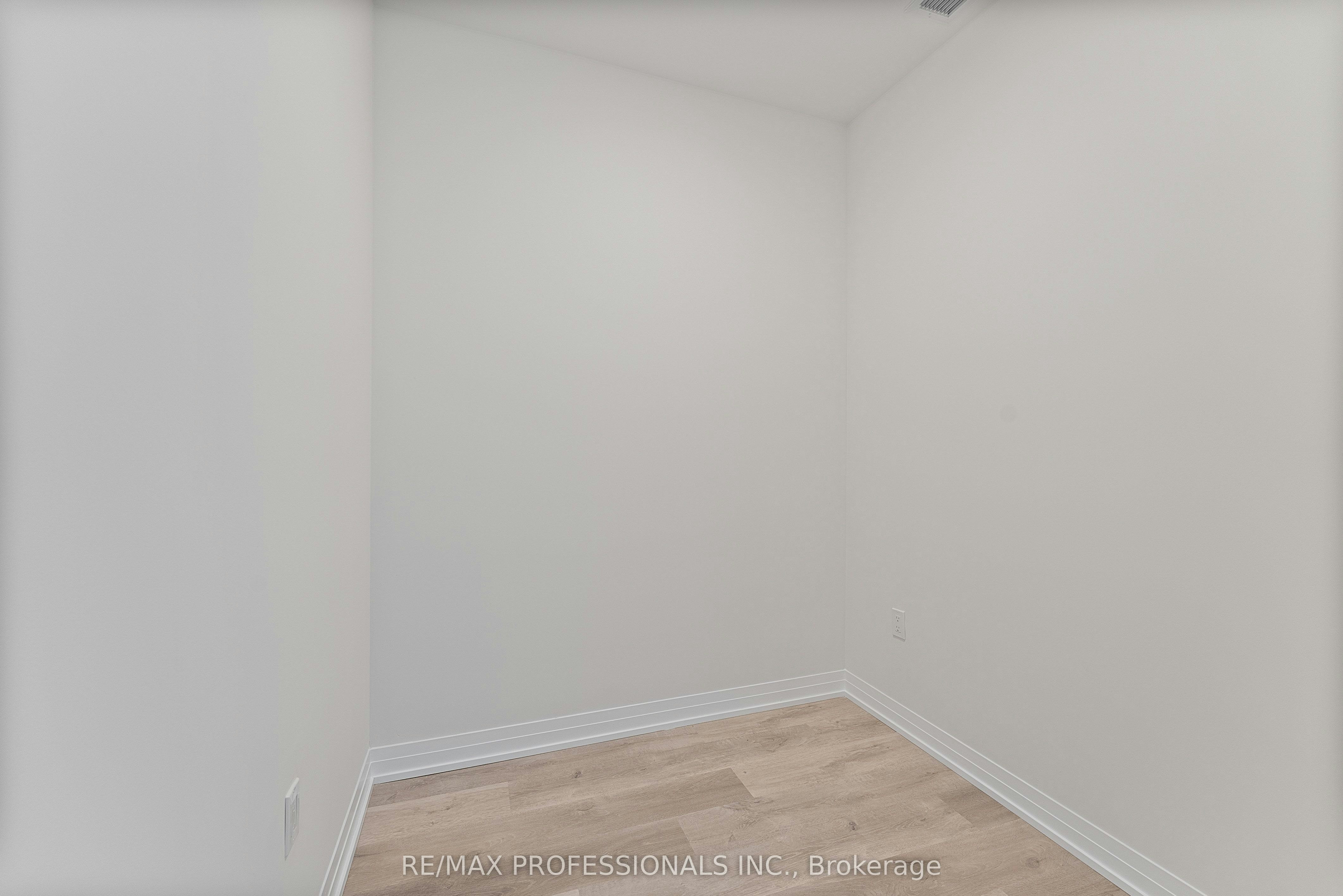 410-15 Watergarden Drive, Mississauga, ON, L5R 0H4 - 22