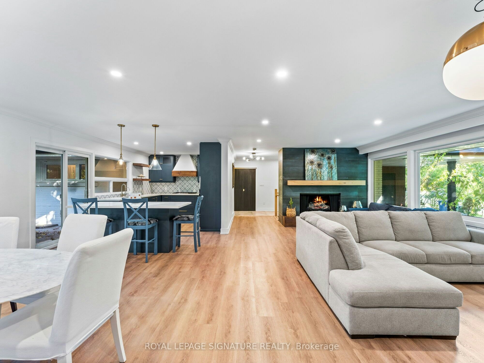 1620 Islington Avenue, Toronto, ON, M9A 3M6 - 4