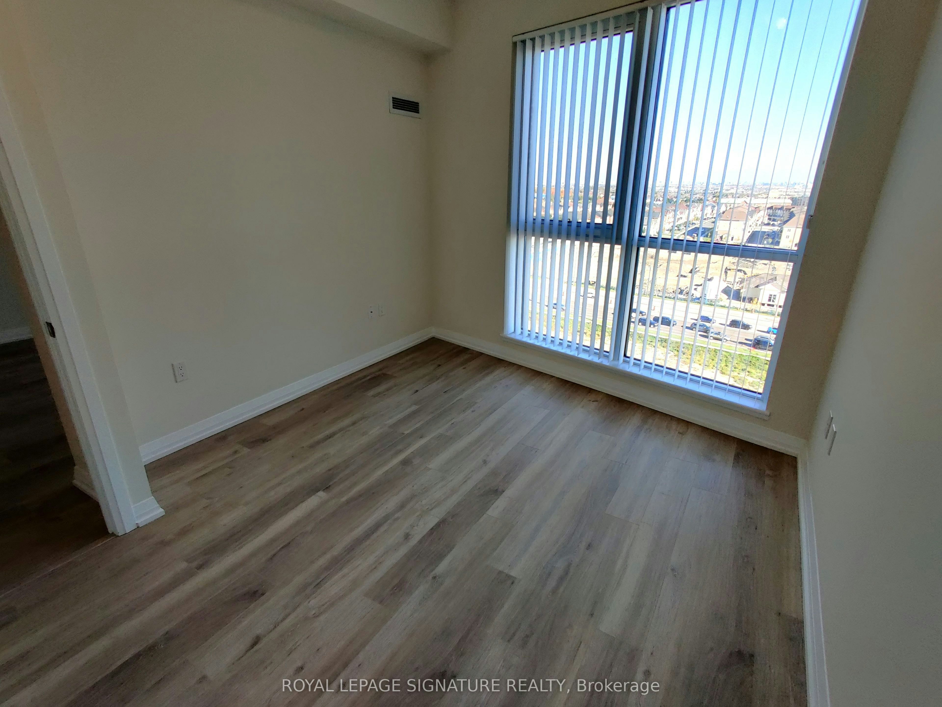 1012-35 Watergarden Drive, Mississauga, ON, L5R 0G8 - 11