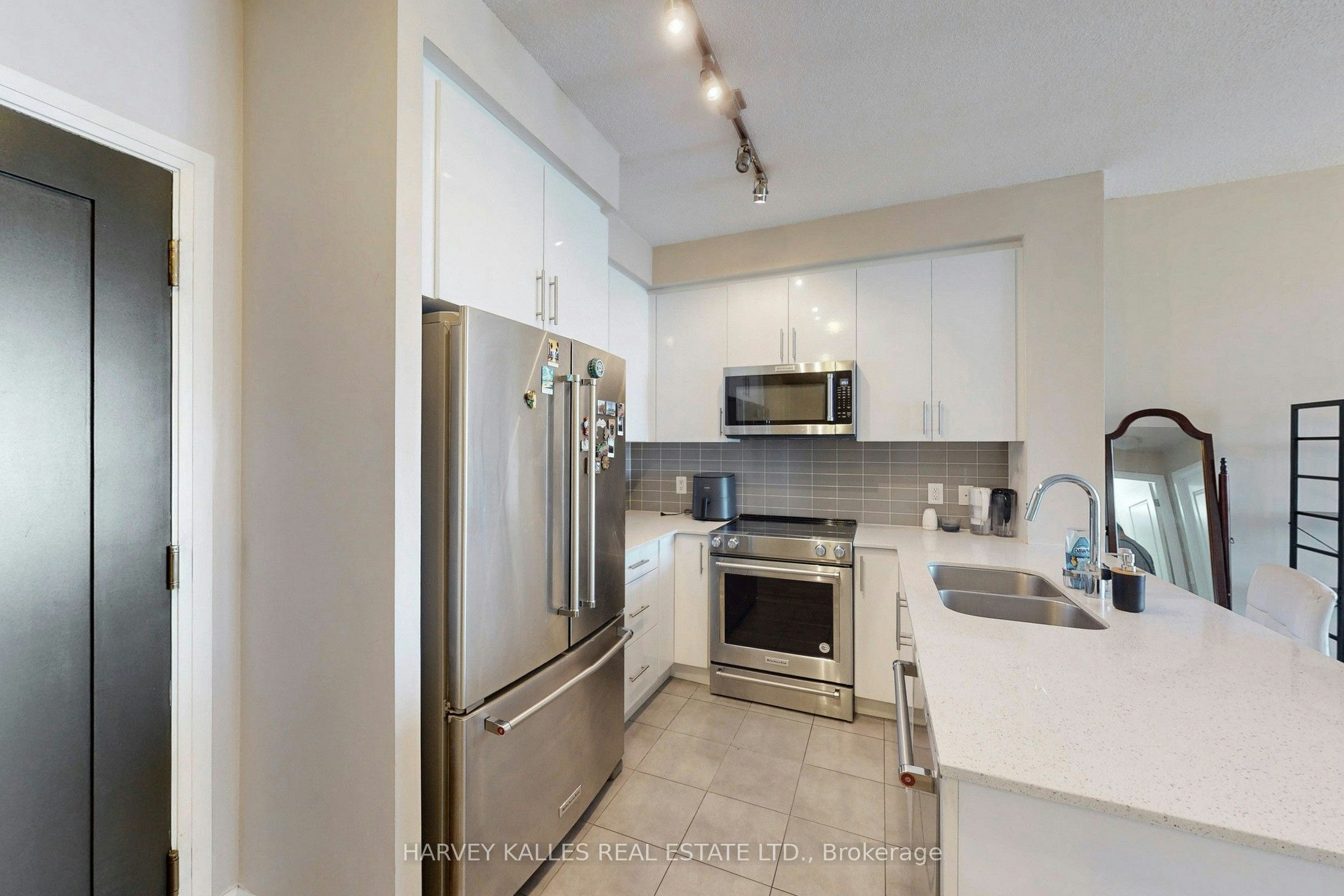 2115-5033 Four Springs Avenue, Mississauga, ON, L5R 0G6 - 19