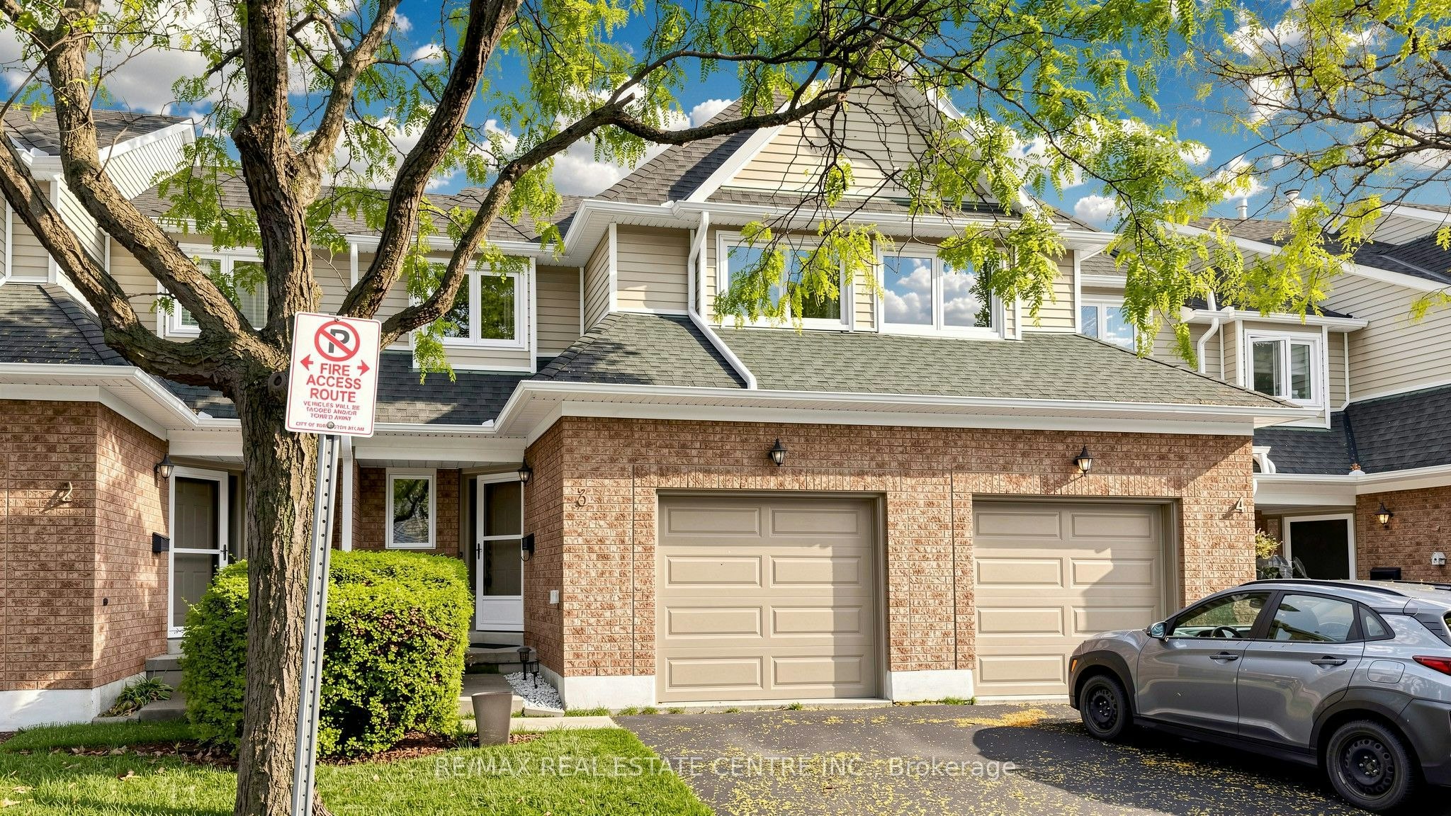 3-2215 Cleaver Avenue, Burlington, ON, L7M 4C5