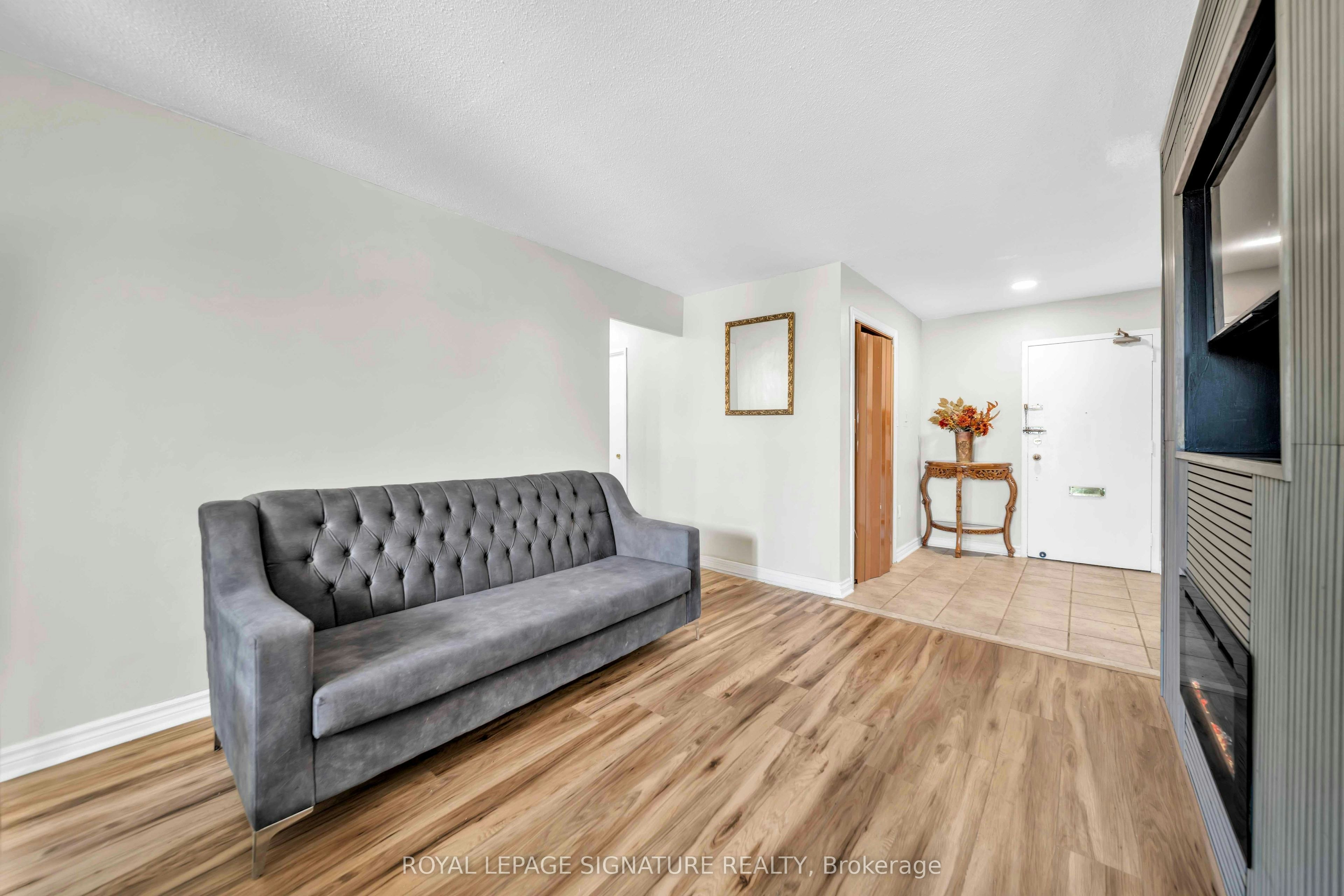 402-5 Frith Road - 4