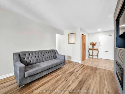 402-5 Frith Road - 4