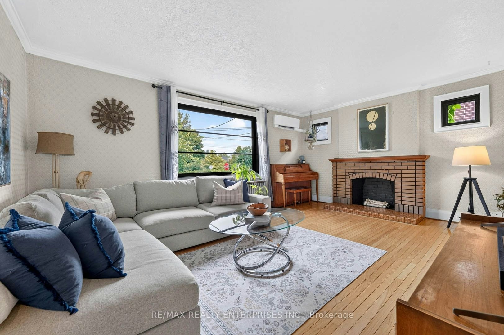 233 Rosemount Avenue, Toronto, ON, M9N 3C5