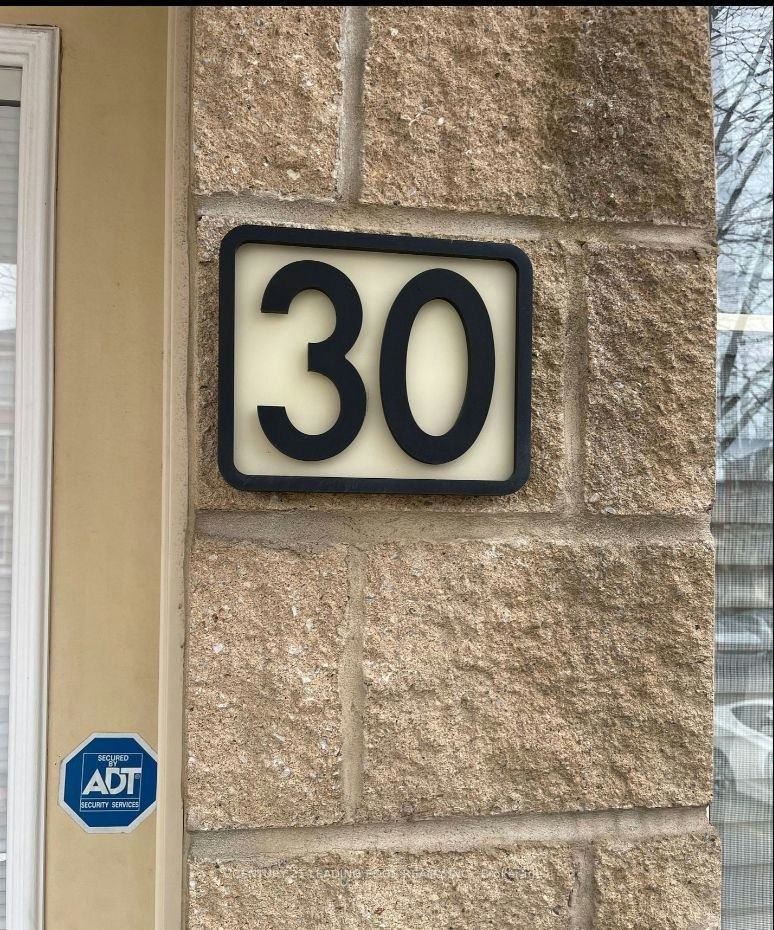30-5050 Intrepid Drive, Mississauga, ON, L5M 0E5 - 2
