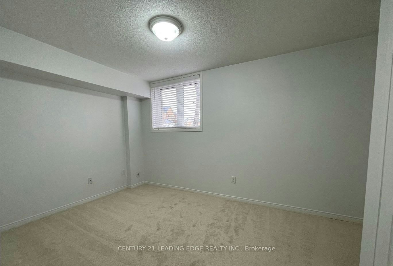 30-5050 Intrepid Drive, Mississauga, ON, L5M 0E5 - 10