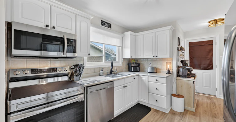 172 Ellwood Drive E, Caledon, ON, L7E 1Z1 - 4