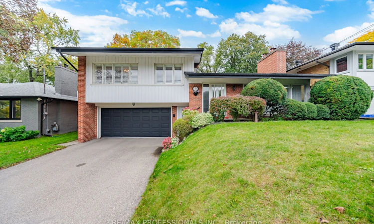 9 Humber Ridge Drive