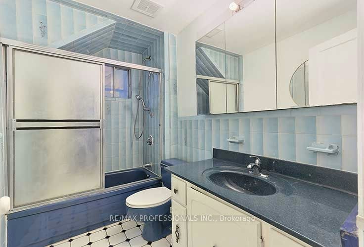 103 Keele Street, Toronto, ON, M6P 2J8 - 10