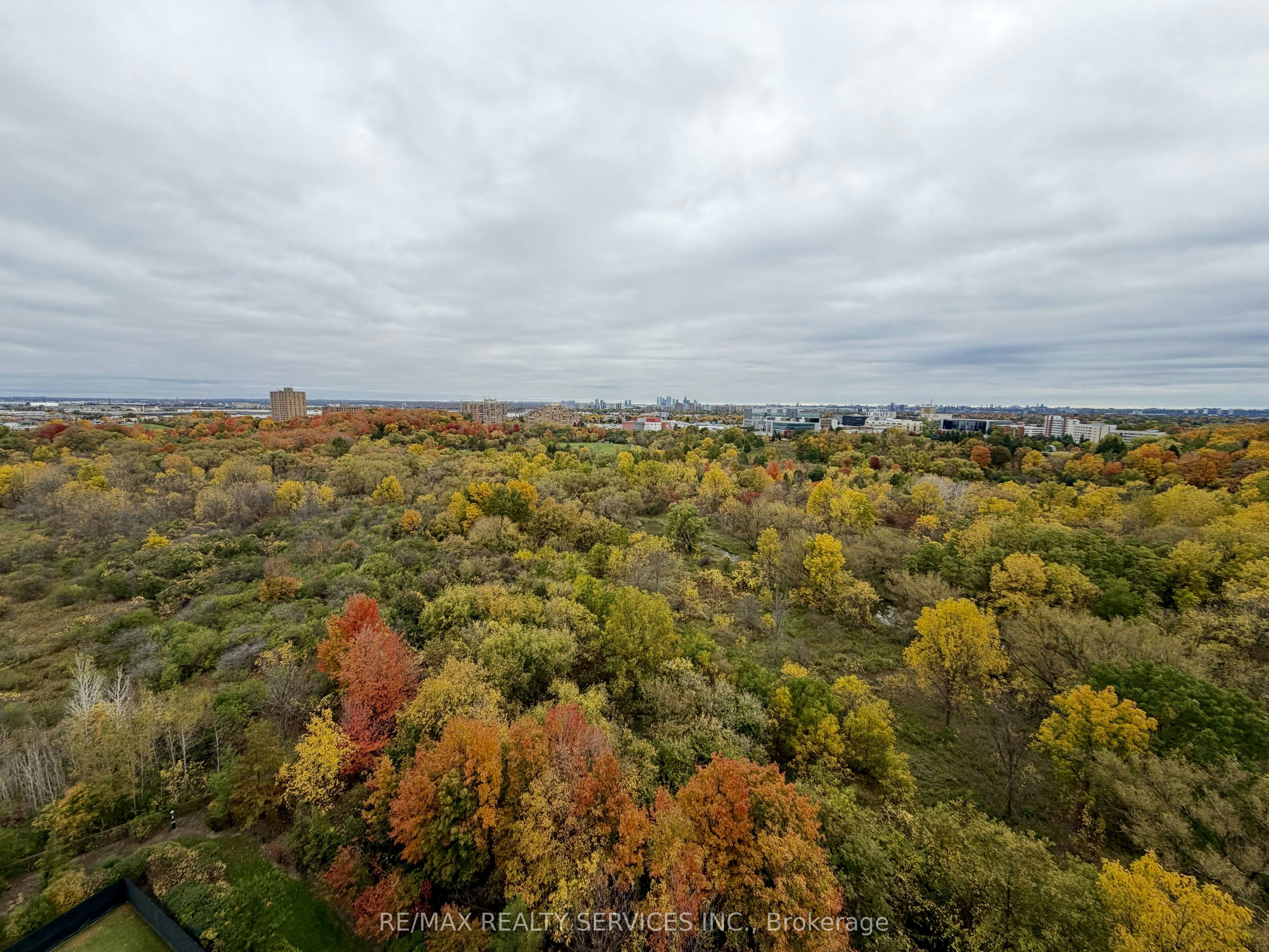 1630-700 Humberwood Boulevard, Toronto, ON, M9W 7J4 - 18