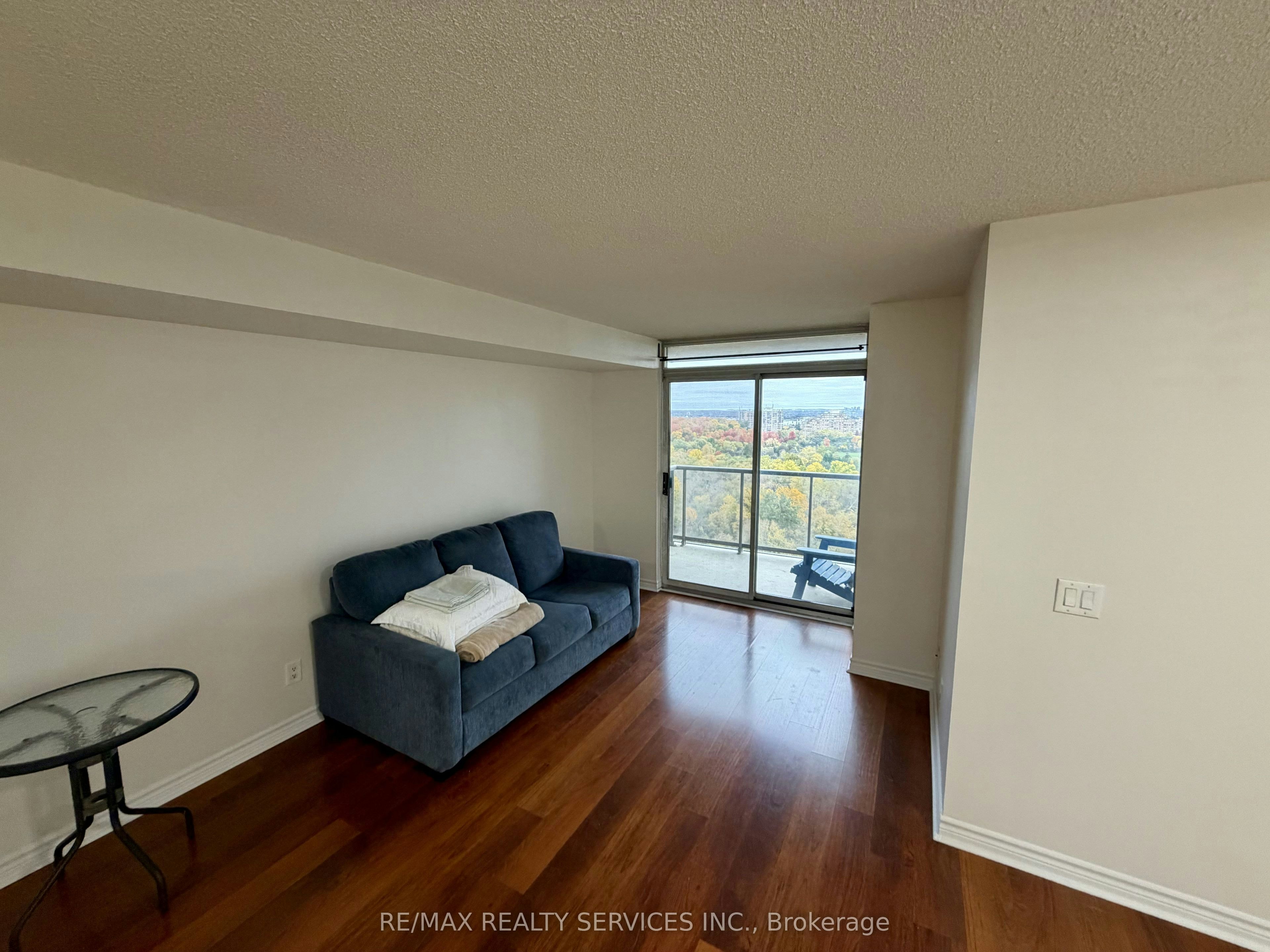 1630-700 Humberwood Boulevard, Toronto, ON, M9W 7J4 - 7