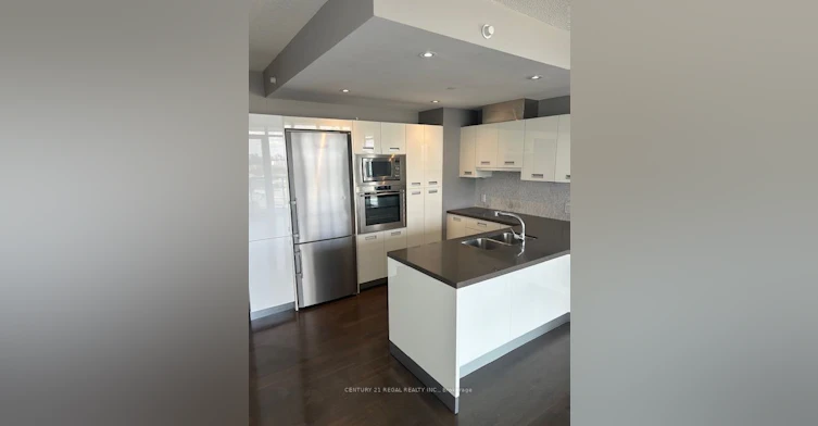 2111-90 Parklawn Road, Toronto, ON, M8Y 0B6 - 3