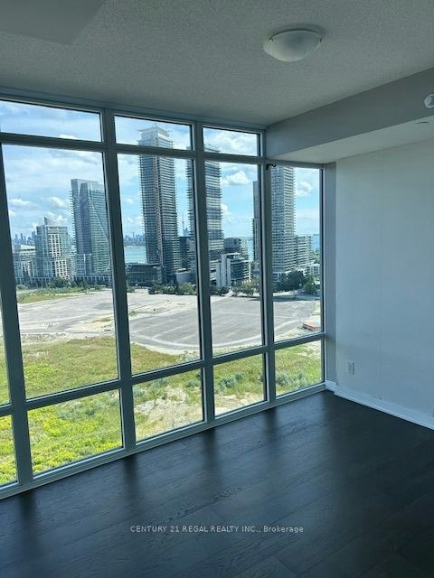 2111-90 Parklawn Road, Toronto, ON, M8Y 0B6 - 9