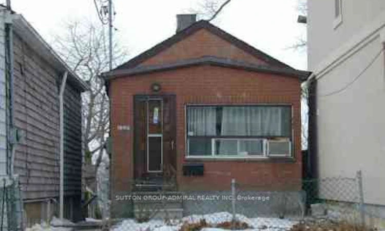 128 Spears Street