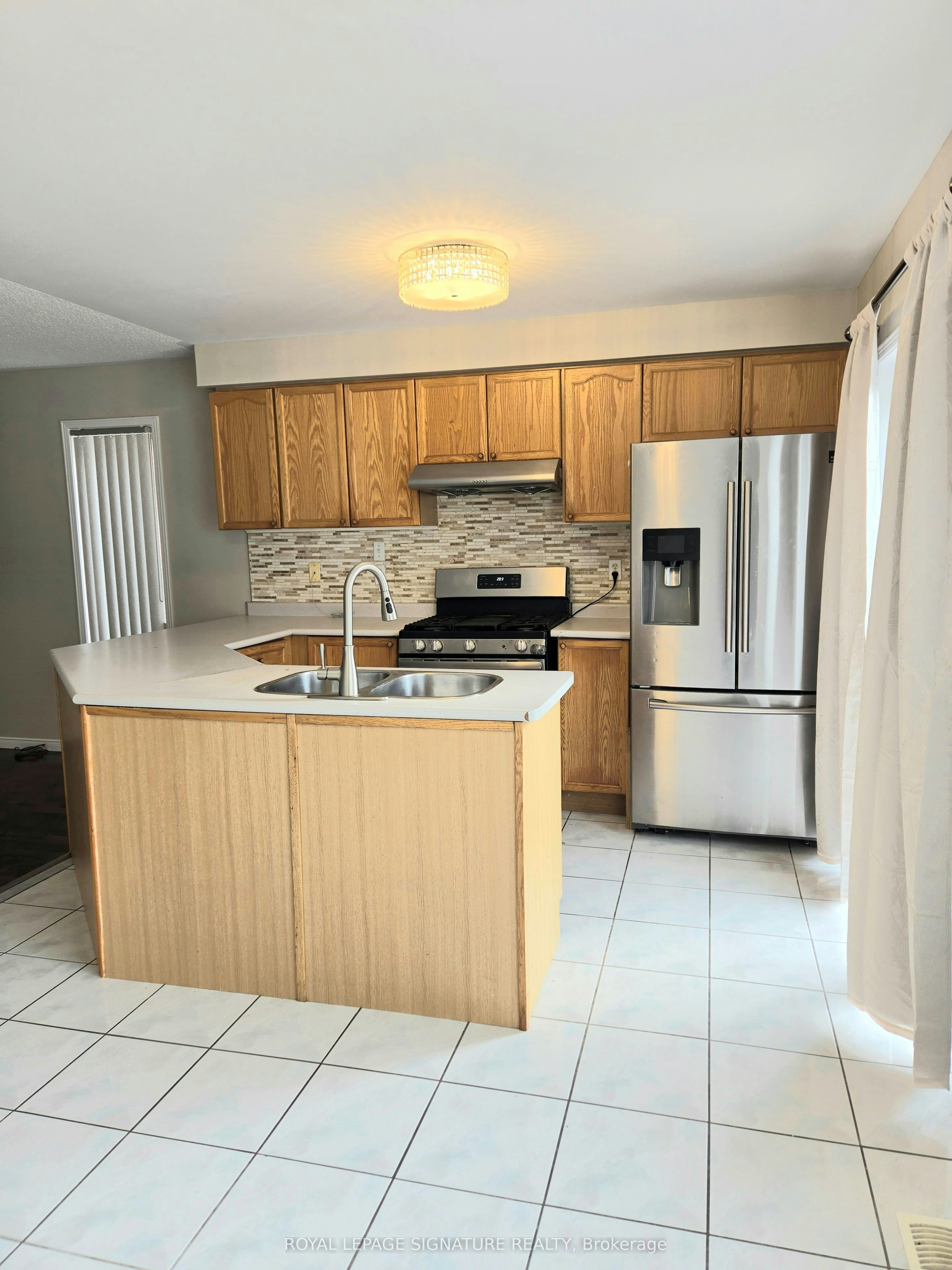 7212 Sedan Square, Mississauga, ON, L5W 1K3 - 5