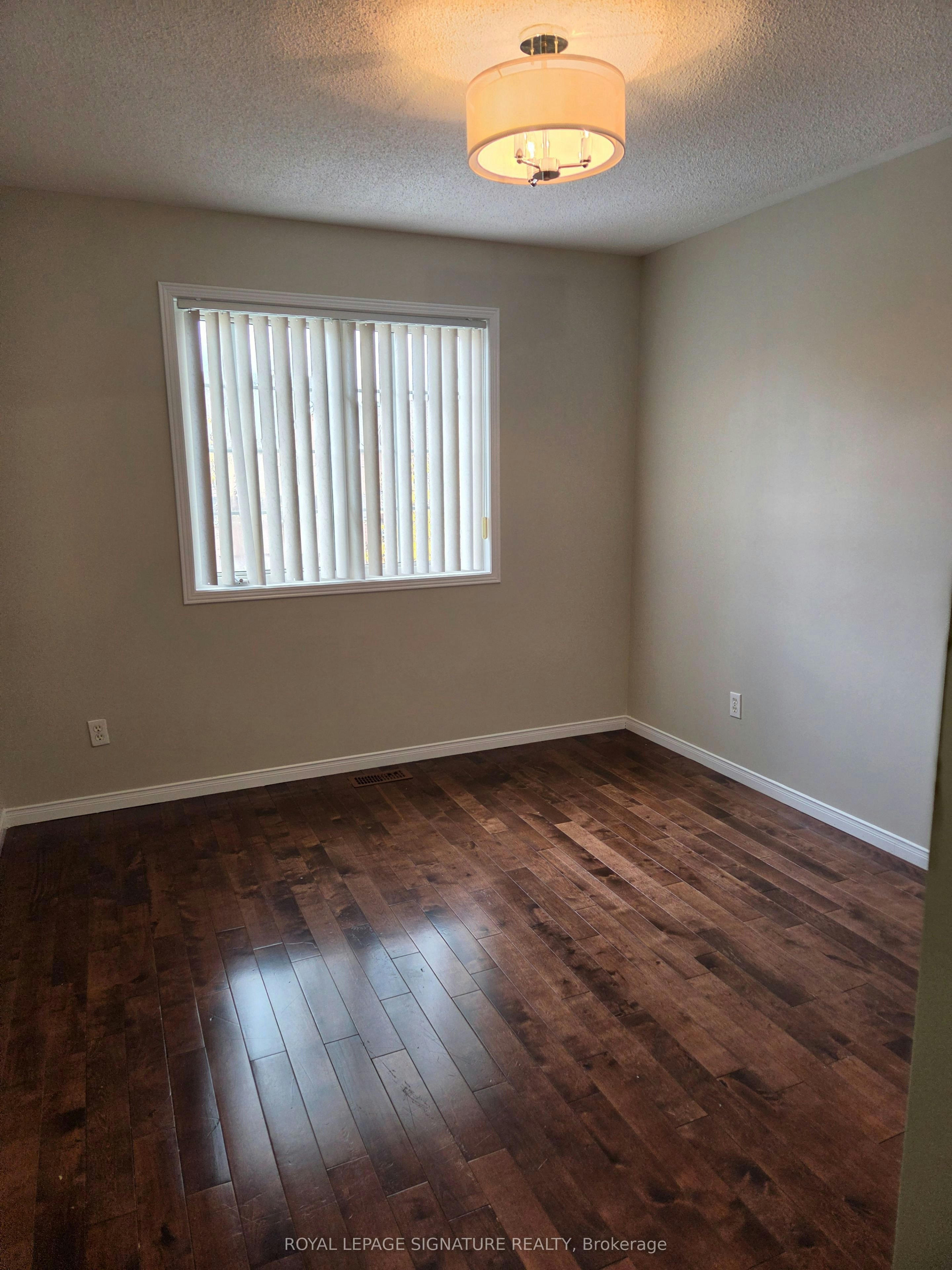 7212 Sedan Square, Mississauga, ON, L5W 1K3 - 7