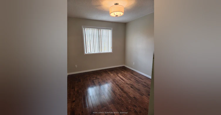 7212 Sedan Square, Mississauga, ON, L5W 1K3 - 7