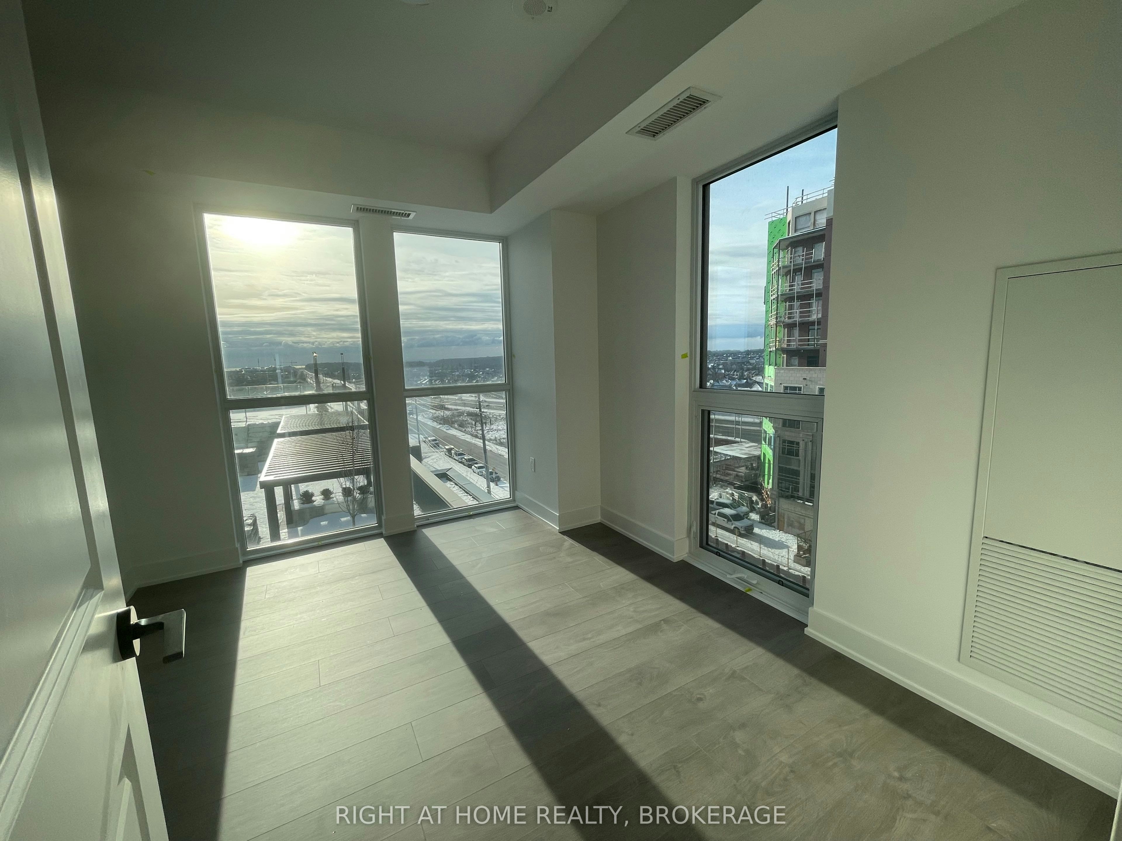 605-2333 Khalsa Gate, Oakville, ON, L6M 5R6 - 6