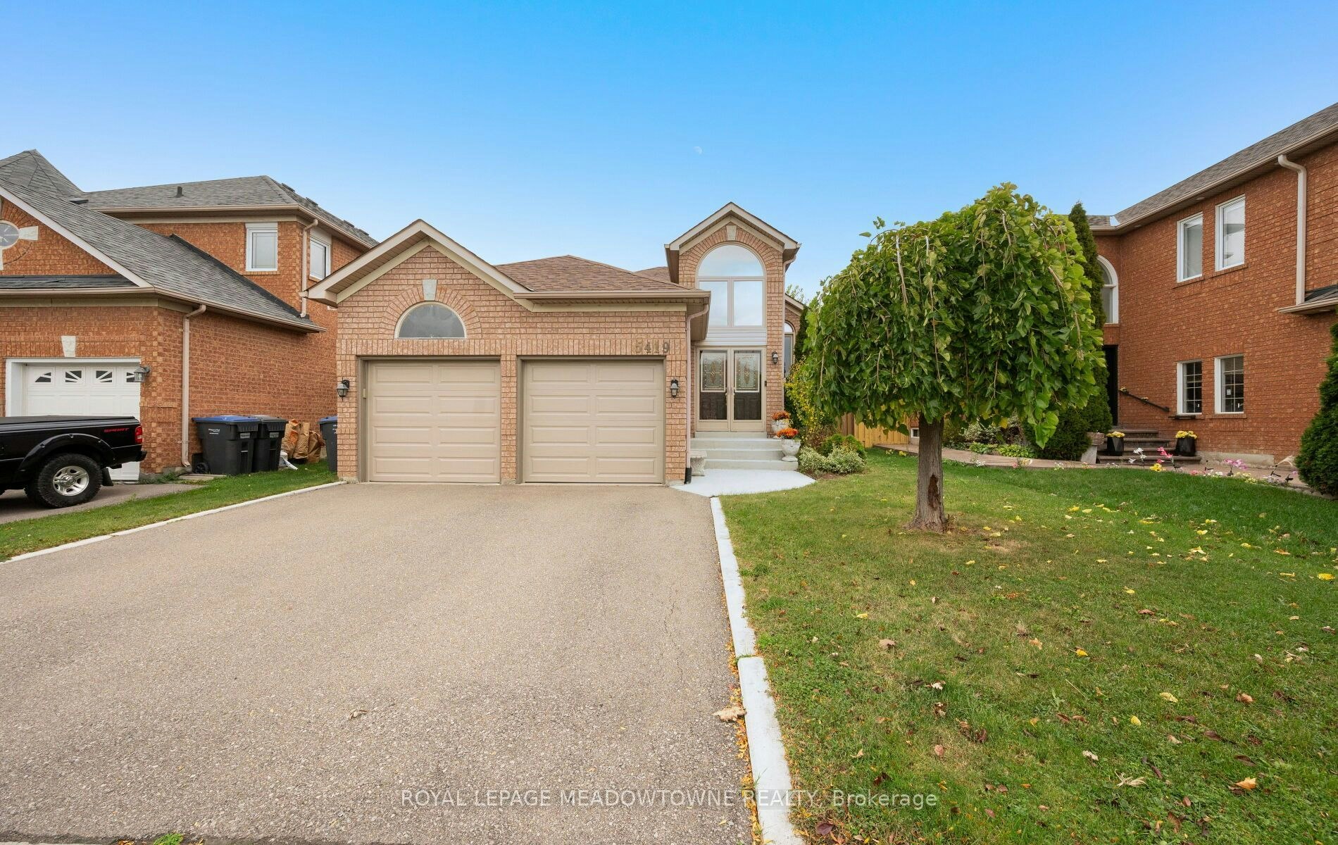 5419 Loonlake Avenue, Mississauga, ON, L5V 2E1