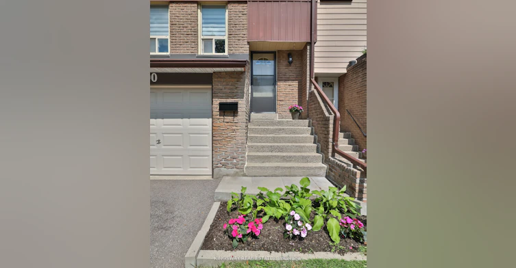 90-1221 Dundix Road, Mississauga, ON, L4Y 3Y9