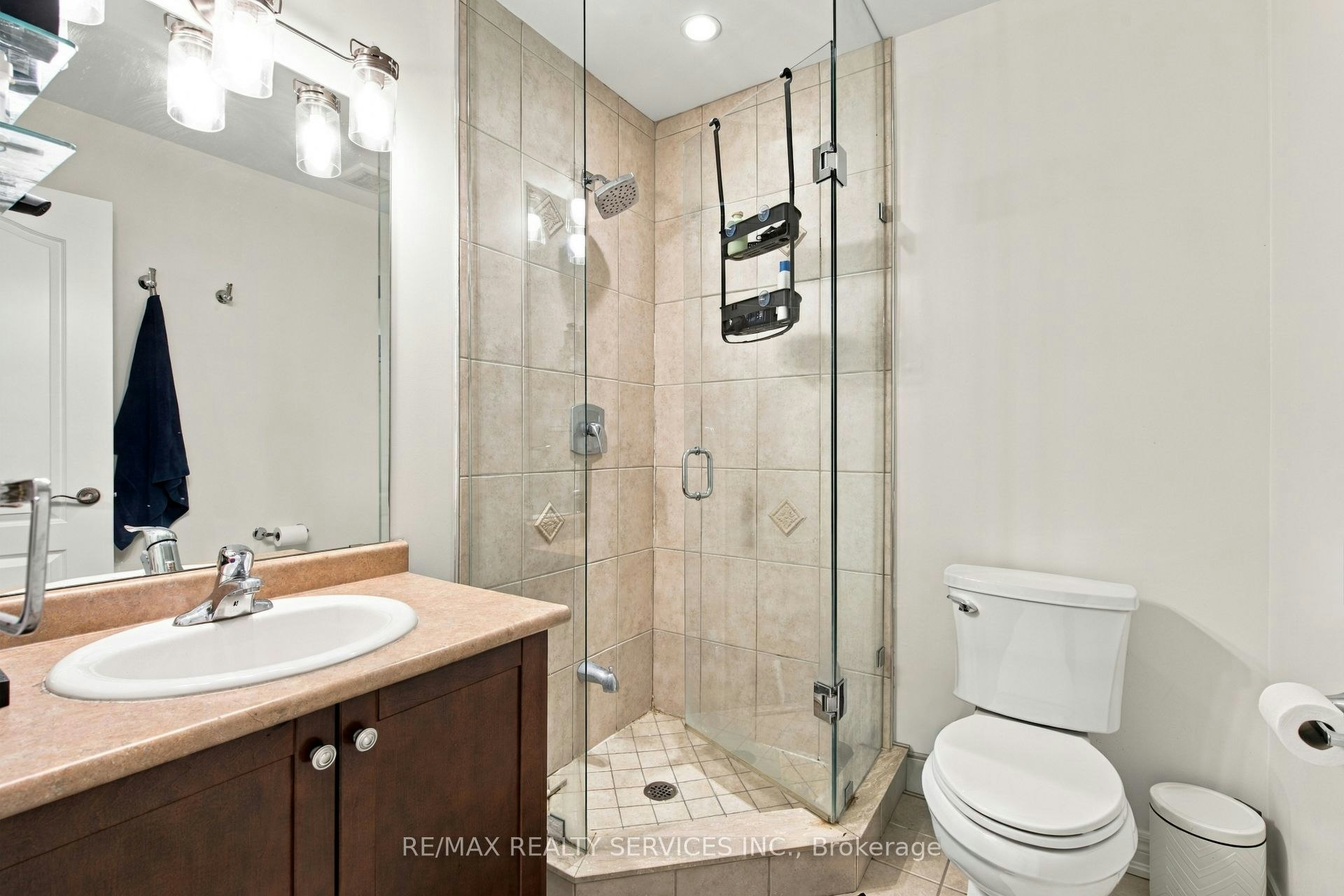 38 Bell Manor Drive, Toronto, ON, M8Y 0A4 - 21