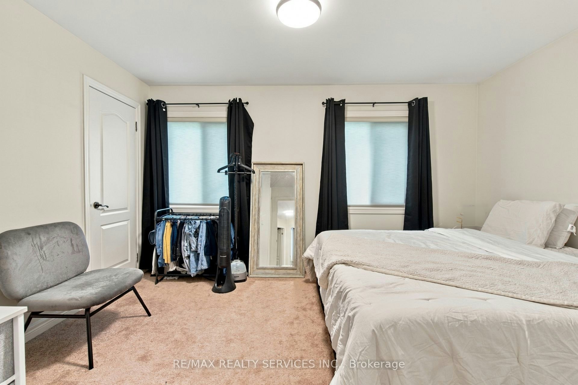 38 Bell Manor Drive, Toronto, ON, M8Y 0A4 - 19