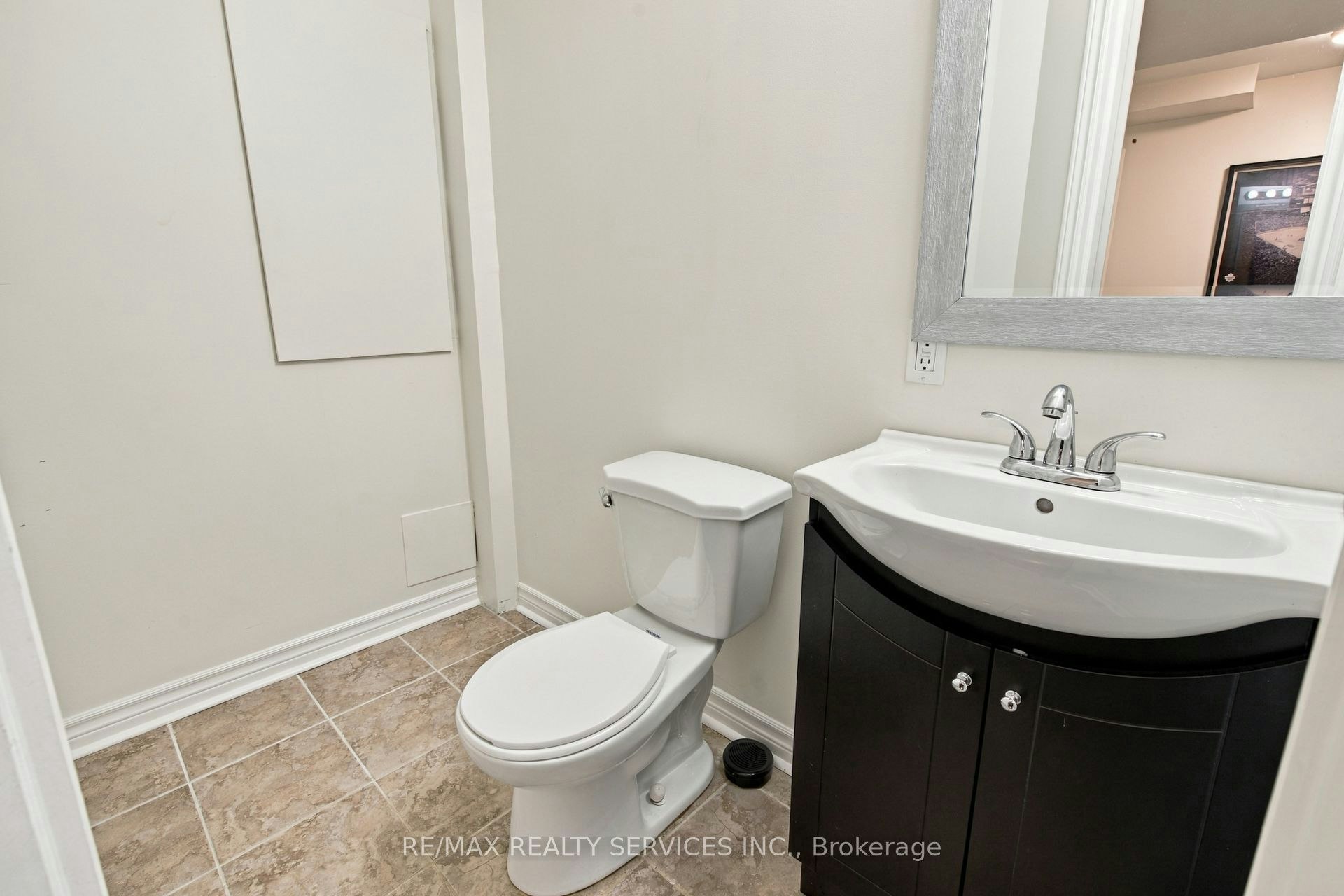 38 Bell Manor Drive, Toronto, ON, M8Y 0A4 - 30