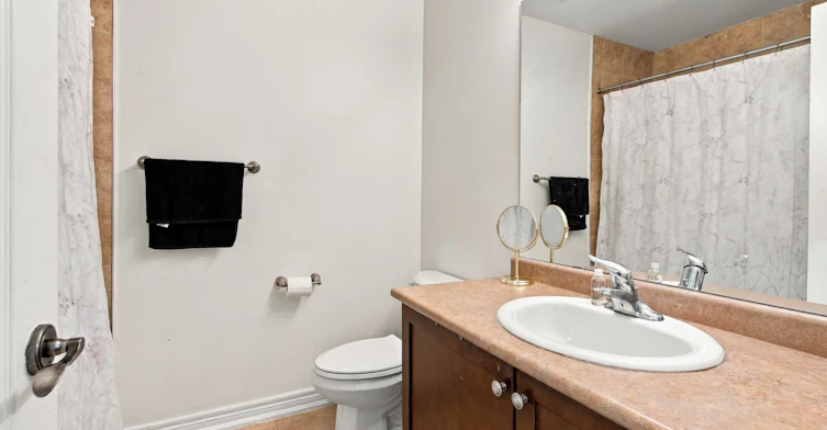 38 Bell Manor Drive, Toronto, ON, M8Y 0A4 - 24