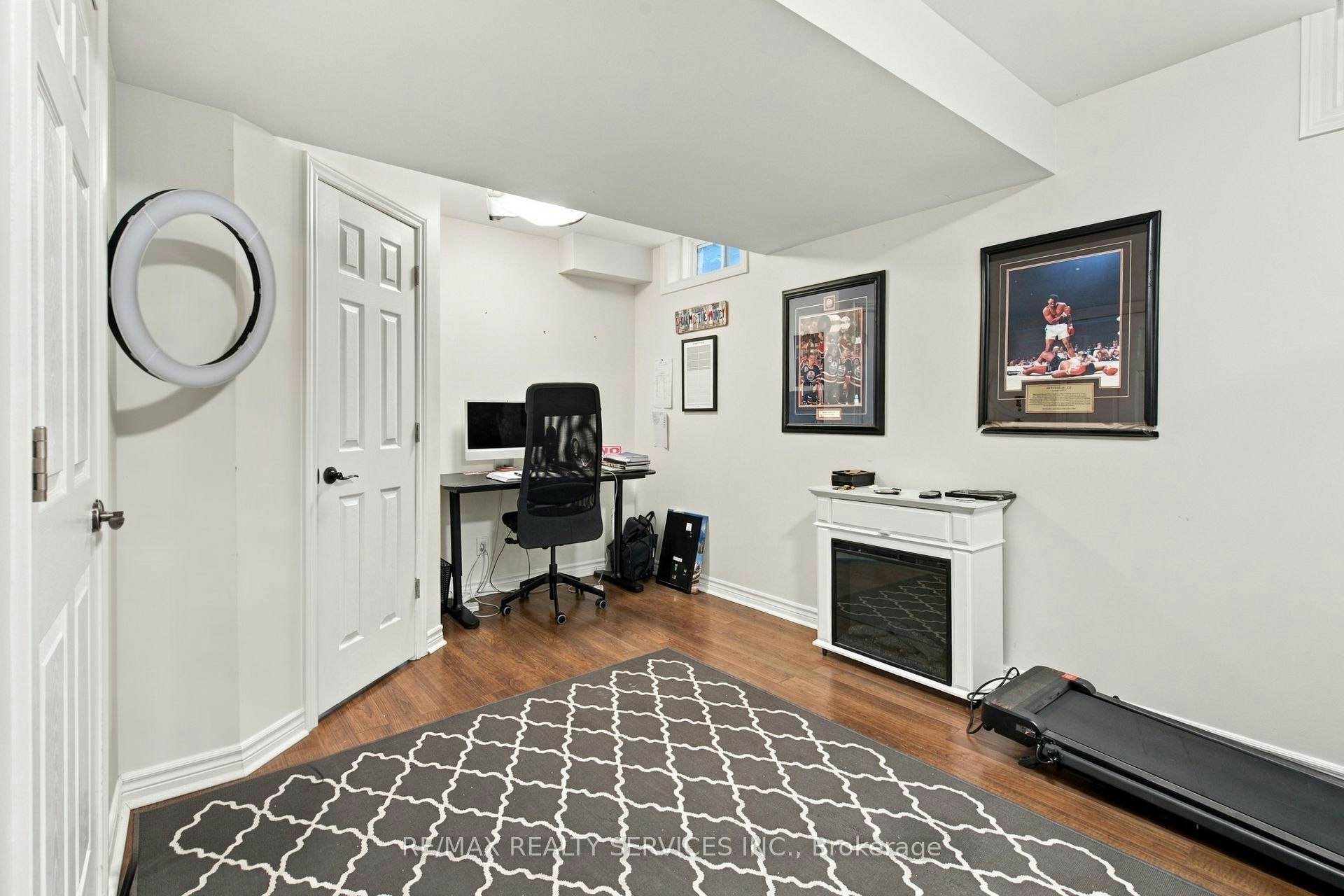 38 Bell Manor Drive, Toronto, ON, M8Y 0A4 - 28