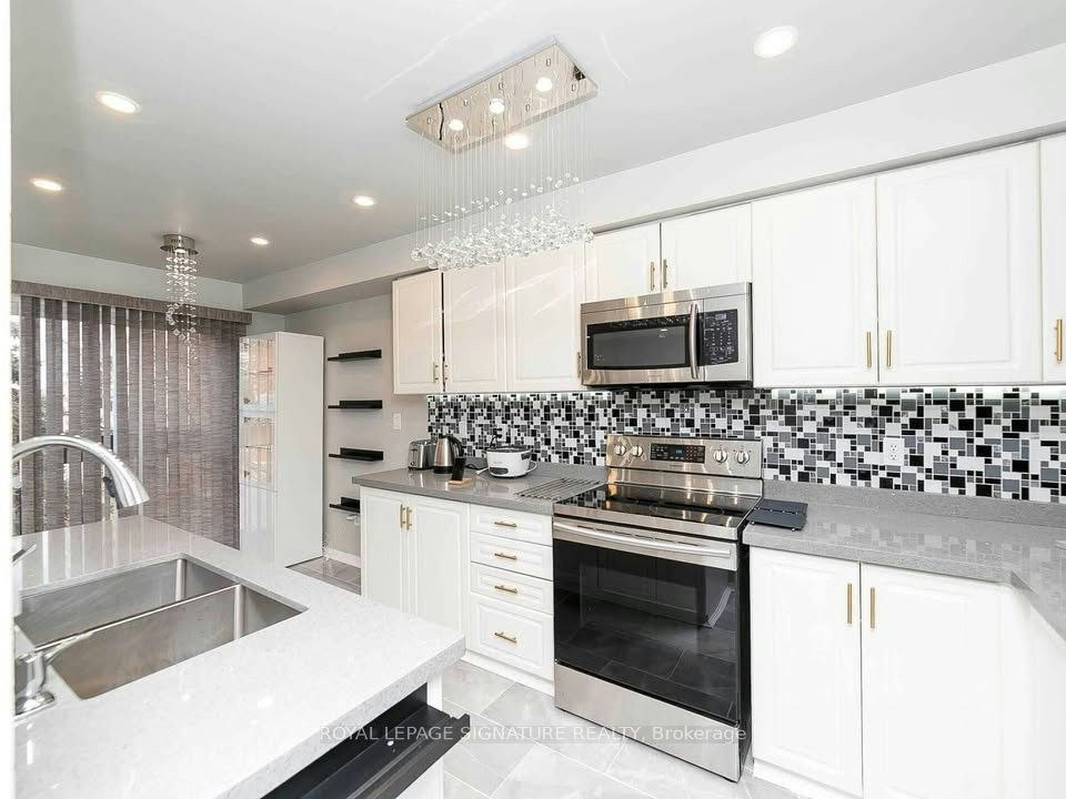 162-80 Acorn Place, Mississauga, ON, L4Z 4C7 - 2