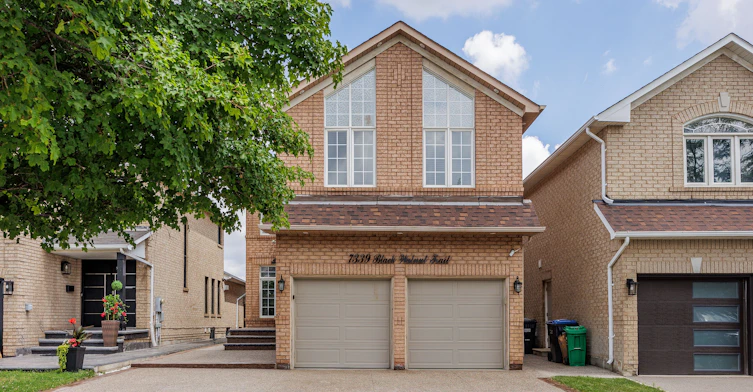 7339 Black Walnut Trail, Mississauga, ON, L5N 7M3
