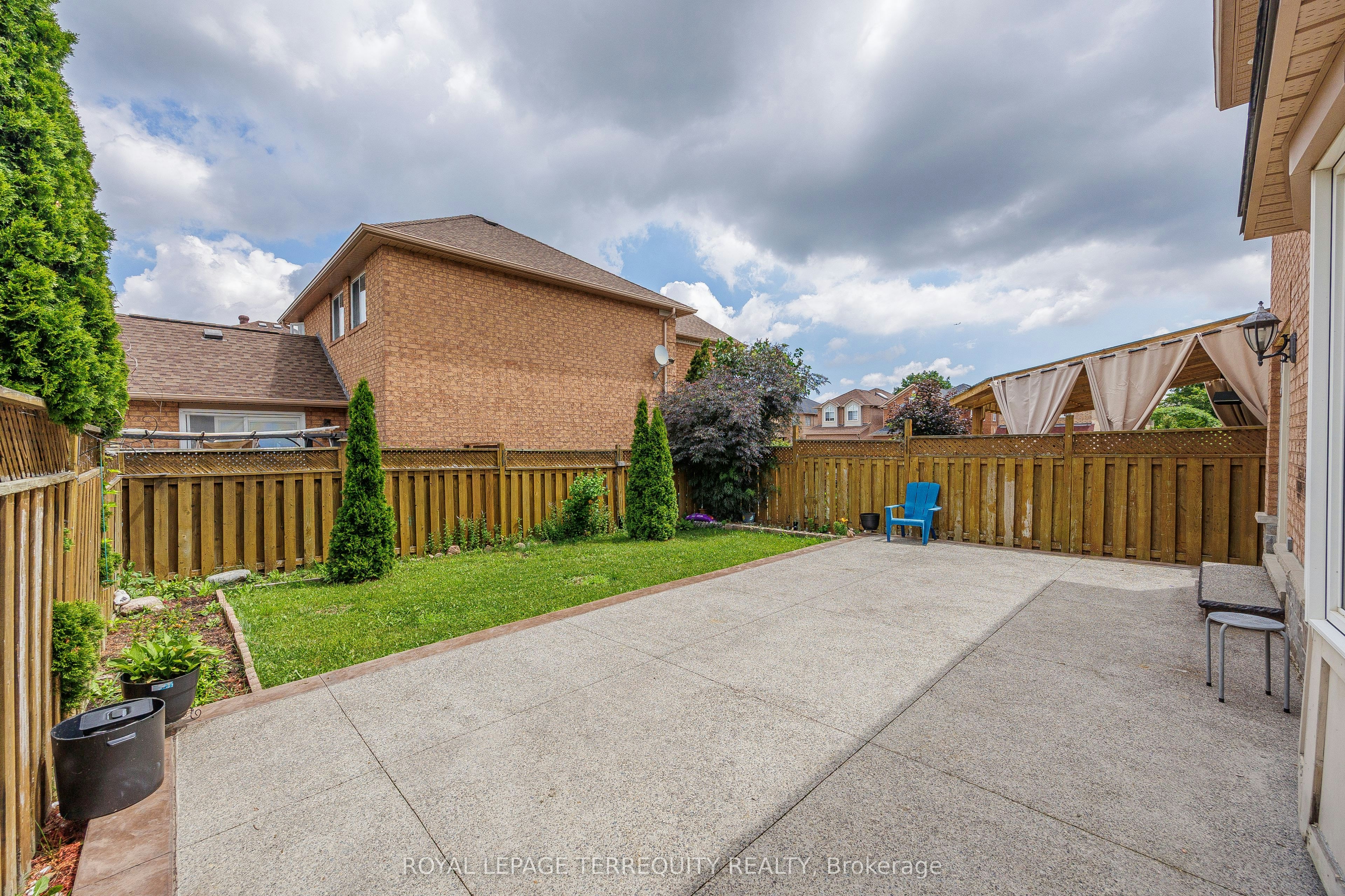 7339 Black Walnut Trail, Mississauga, ON, L5N 7M3 - 32