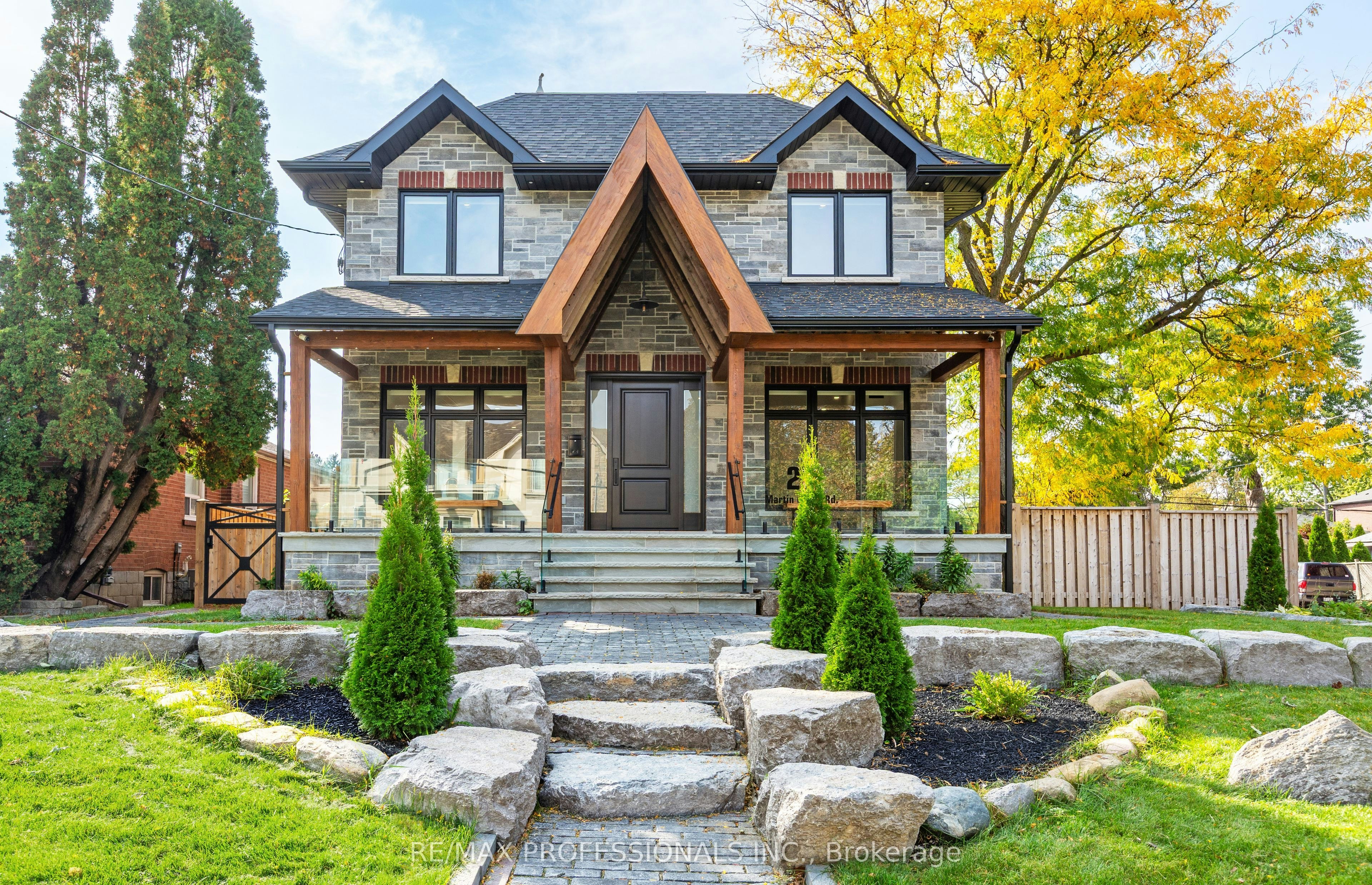 28 Martin Grove Road, Toronto, ON, M9B 4J9