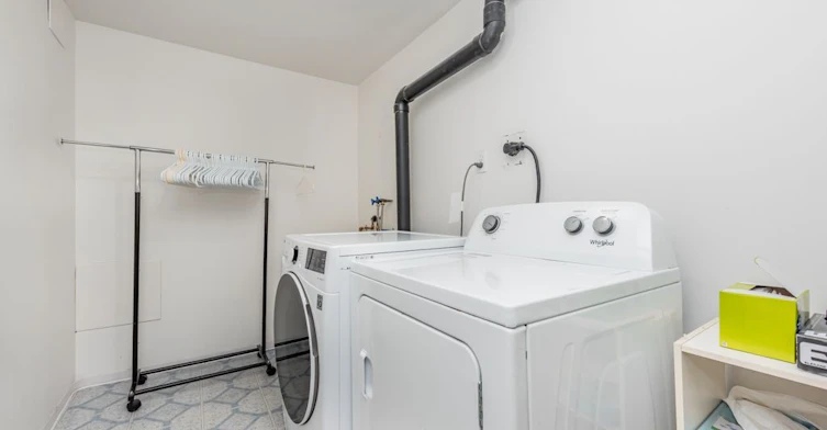 83-5958 Greensboro Drive S, Mississauga, ON, L5M 5Z9 - 40