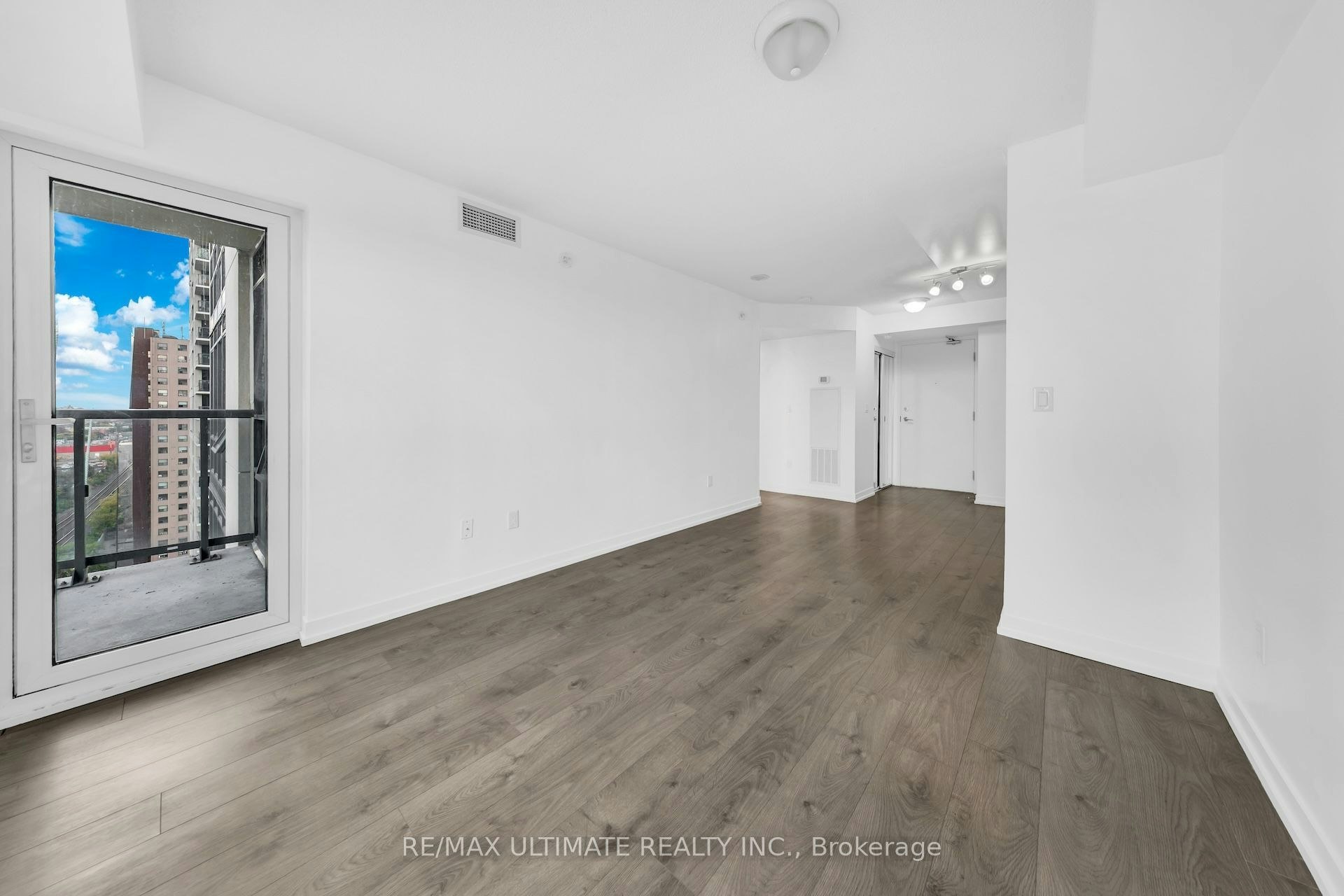 1709-1420 Dupont Street, Toronto, ON, M6H 0C2 - 17