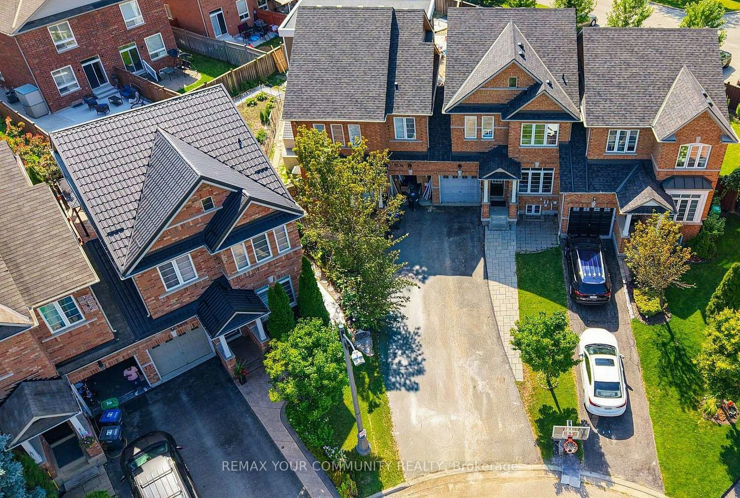 5578 Waterwind Crescent, Mississauga, ON, L5M 0G2 - 7