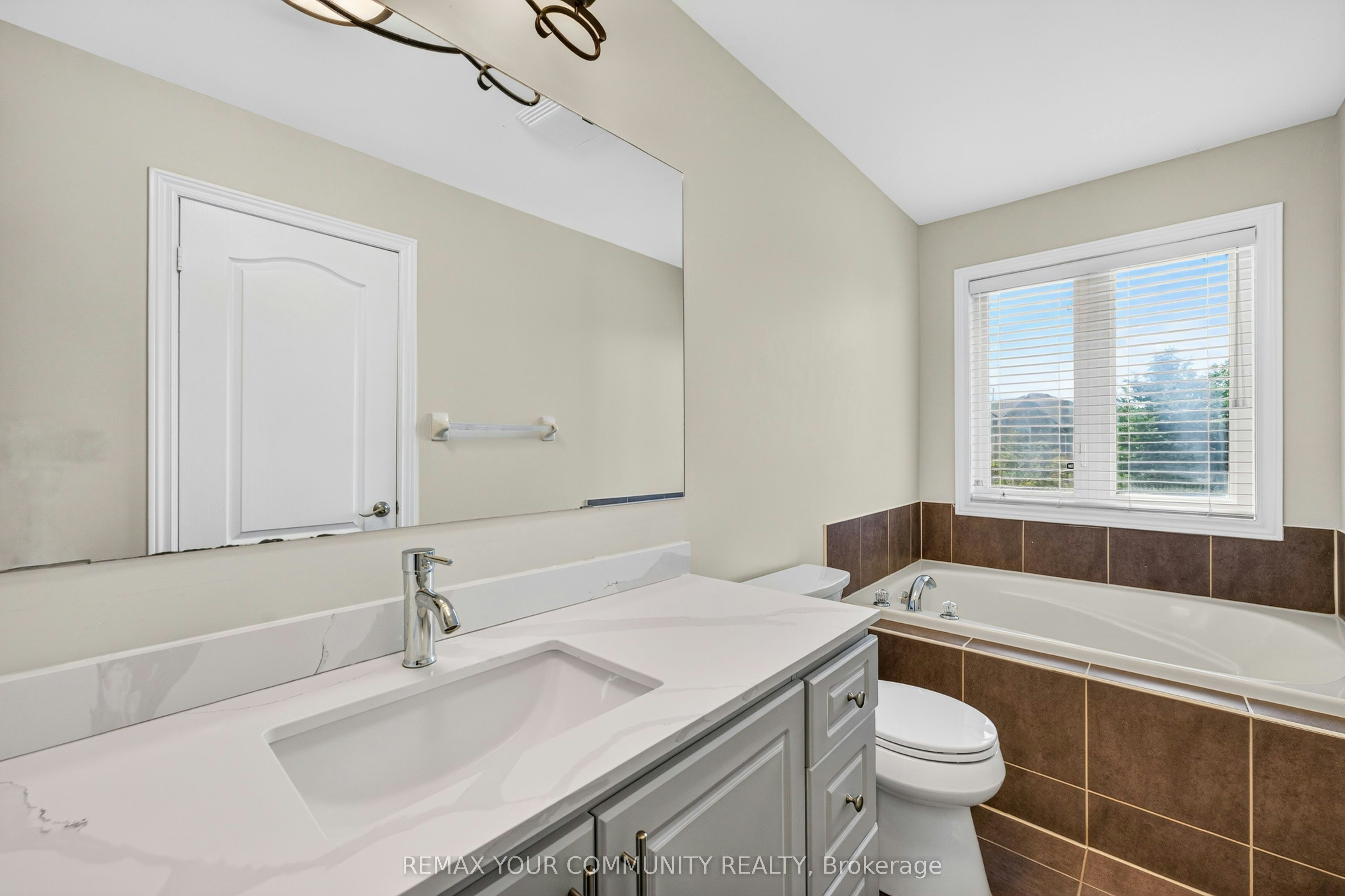 5578 Waterwind Crescent, Mississauga, ON, L5M 0G2 - 41